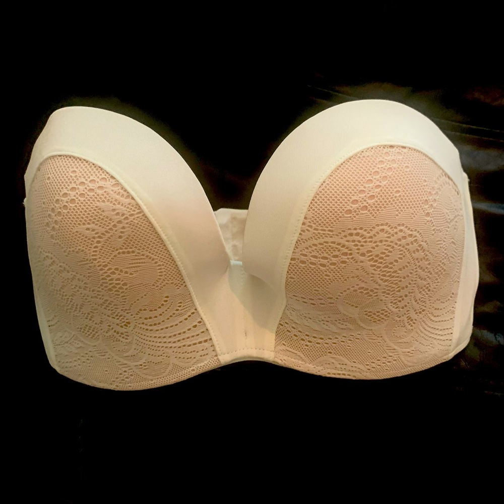 Wonderbra strapless 30D ivory cream off white lace 9470